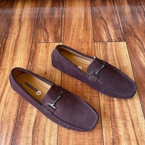 NEW mens suede loafers size 10